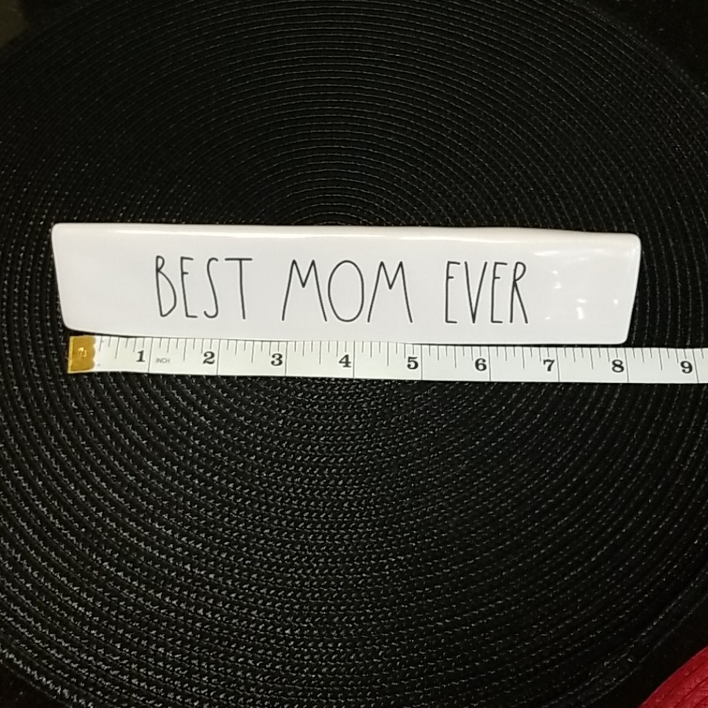 Rae Dunn Mom Desk Sign - Picture 4 of 5